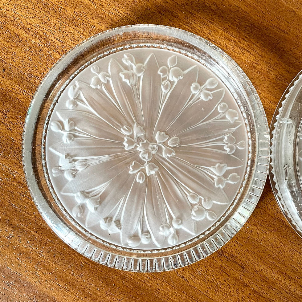 Miniature : Lot de deux dessous de bouteille motif muguet