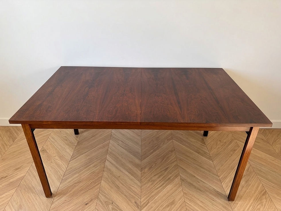 Miniature : Table en palissandre par André Monpoix - vue du plateau en bois