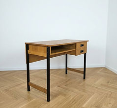 Bureau vintage de style moderniste en bois