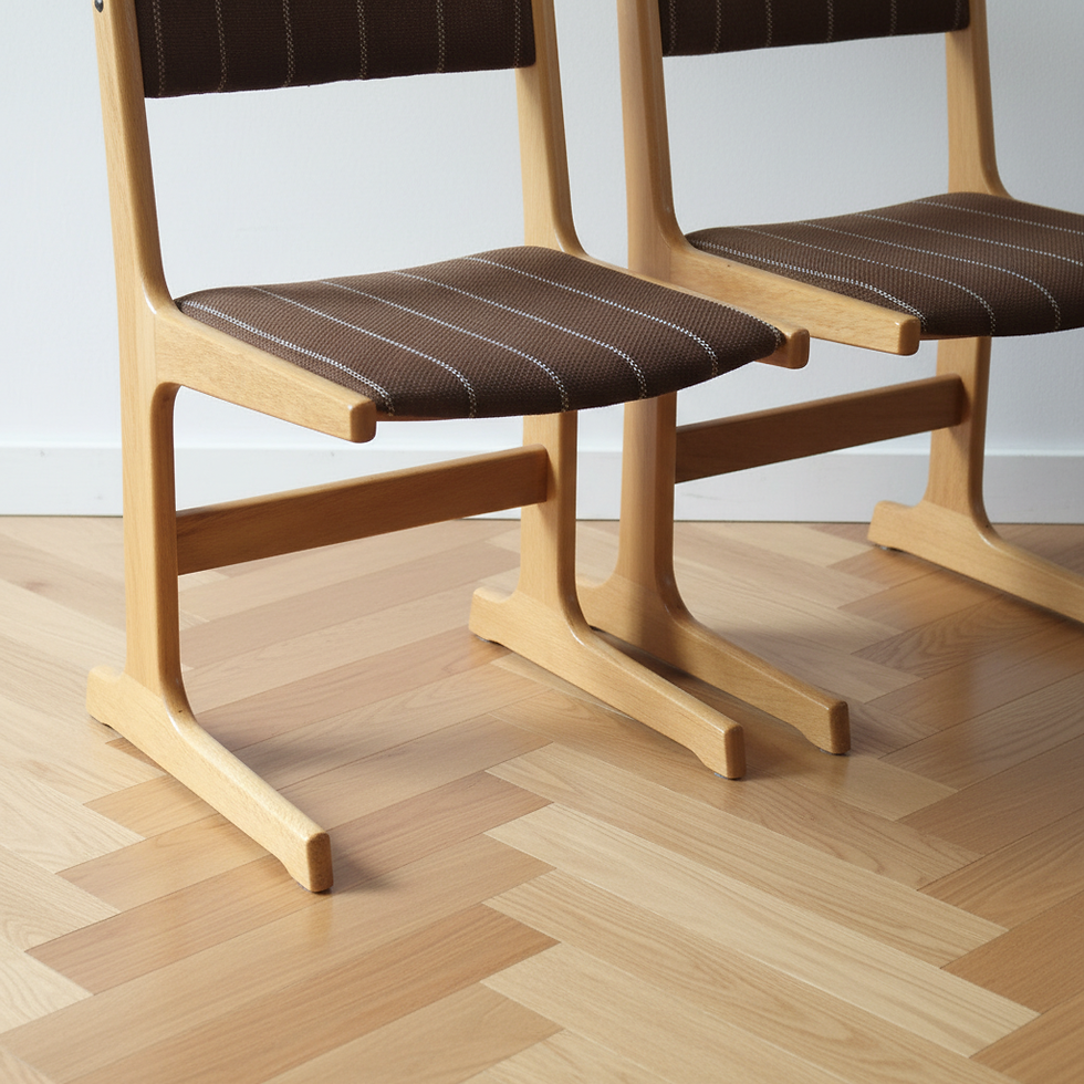 Miniature : 4 chaises vintage en bois par Farstrup