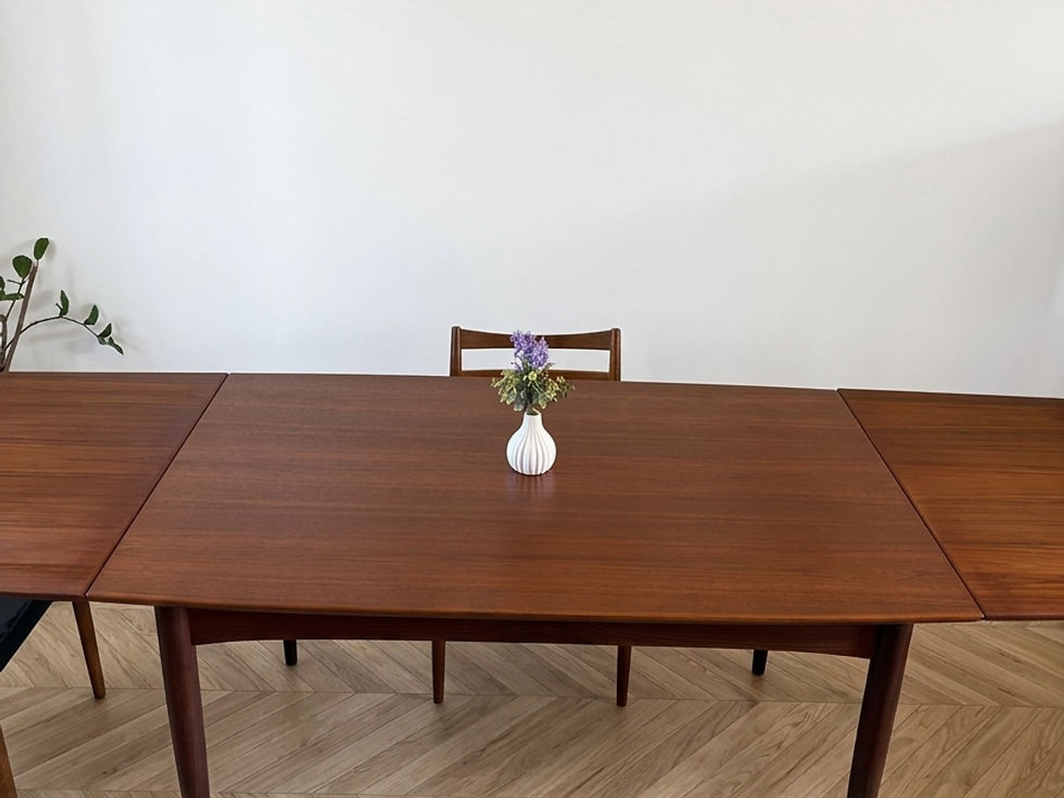Miniature : Table scandinave en teck samcom - Détails