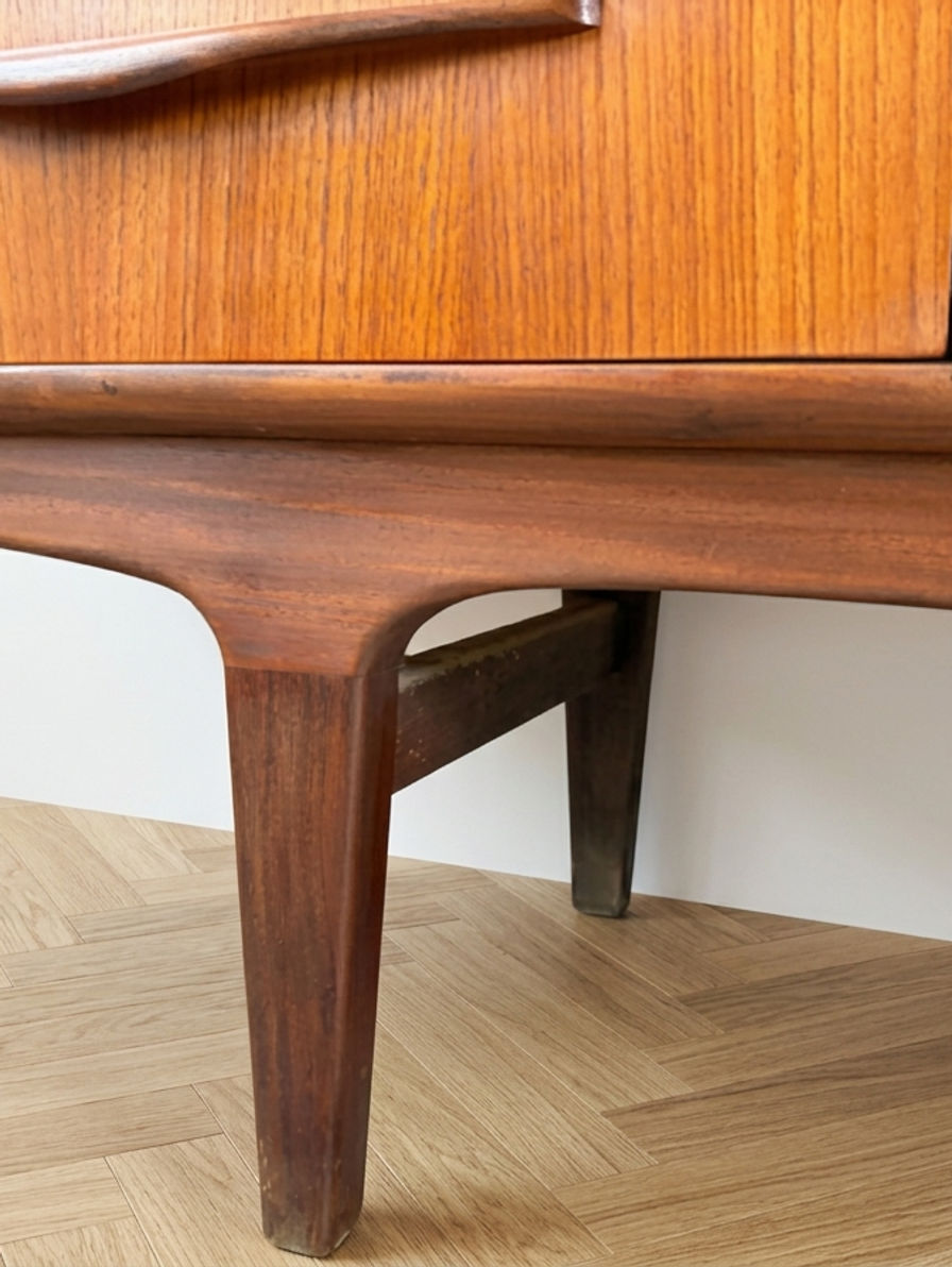 Miniature : Enfilade scandinave vintage en teck détails pieds