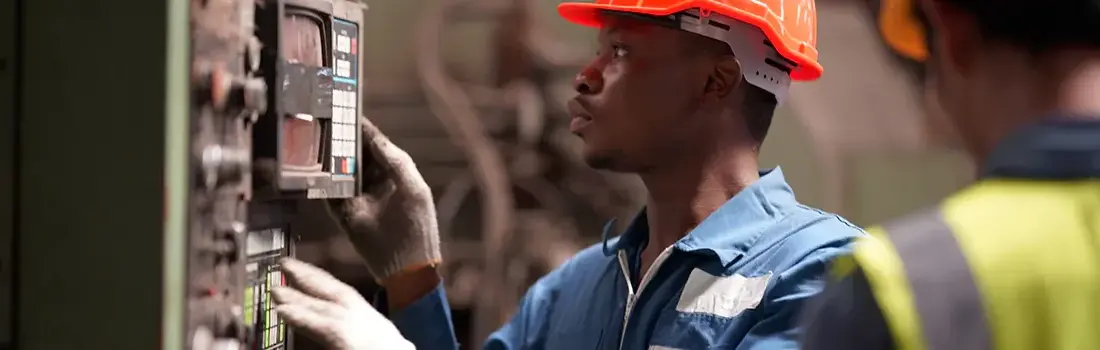 imageye___-_imgi_20_electrician-services-top.webp