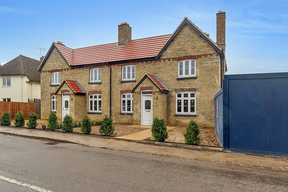 Drayton's Cottages Bottom.jpg