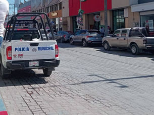 Refuerzan operativos viales en la zona centro por alta afluencia 