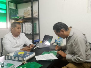 Continúa recepción de documentos en Atención al Campo