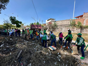 Gobierno Estatal recolecta más de 12 toneladas de residuos del Río Españita