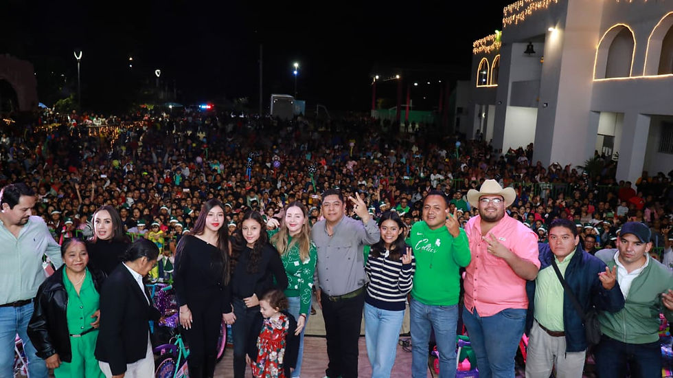 Ricardo Gallardo lleva espectaculares posadas navideñas a la Huasteca Sur
