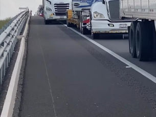 Exigen solución a cierres constantes en la carretera 57, tramo Valles–Cerritos