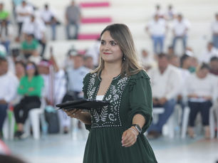 Diputada Robles exhorta a defender el jitomate potosino ante aranceles de Estados Unidos