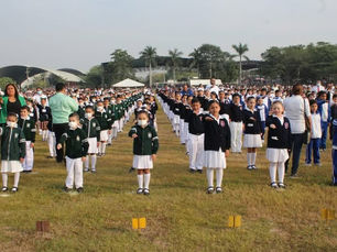 Ayuntamiento organiza homenajes por el Día de la Constitución y el Día de la Bandera