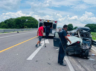 Murió el día de su cumpleaños: tragedia en el libramiento Tamuín–Ciudad Valles deja dos personas sin vida