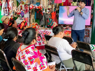 Gobierno del Estado fortalece emprendimientos de personas artesanas