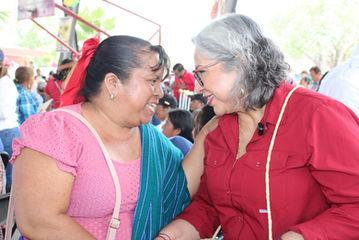 Rita Ozalia fortalece la organización de Morena en el corazón de la zona Xi’úi, en Santa María Acapulco