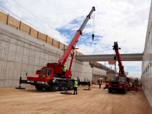 Montaje de trabes acelera la construcción del nuevo paso a desnivel