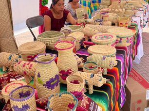 Impulsa Estado comercialización de artesanías de pueblos originarios