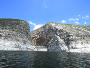 Presa Zimapán se encuentra al 99% de su capacidad; alcalde de Tamazunchale pide calma a la población