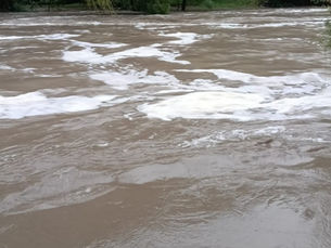 Parajes con cuerpos de agua en Ciudad Valles permanecen cerrados por recientes lluvias