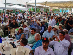 Celebran en la capital potosina el Día del Ganadero