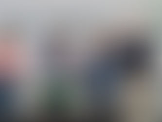 Ricardo Gallardo entrega pensiones en colonia Satélite