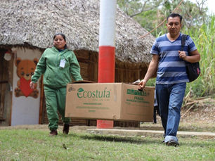 Estufas ecológicas mejoran hogares con apoyo del Gobierno del Estado