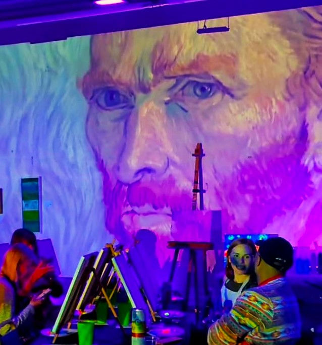 VANGOGH PAINT AND GLOW