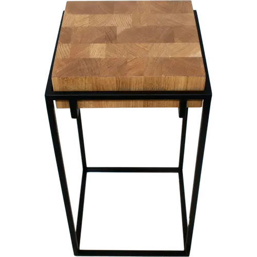 Thumbnail: Bijzettafel met grijs getint eiken inlegblok en dun zwart metalen onderstel.