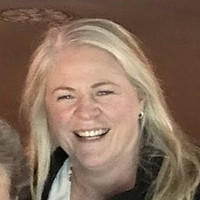 Mandy Headshot.jpg
