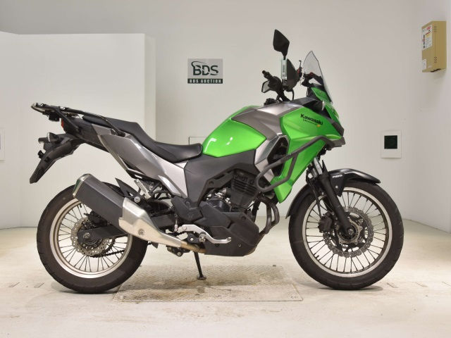 Прев'ю: Kawasaki Versys 250-X Art. 2772