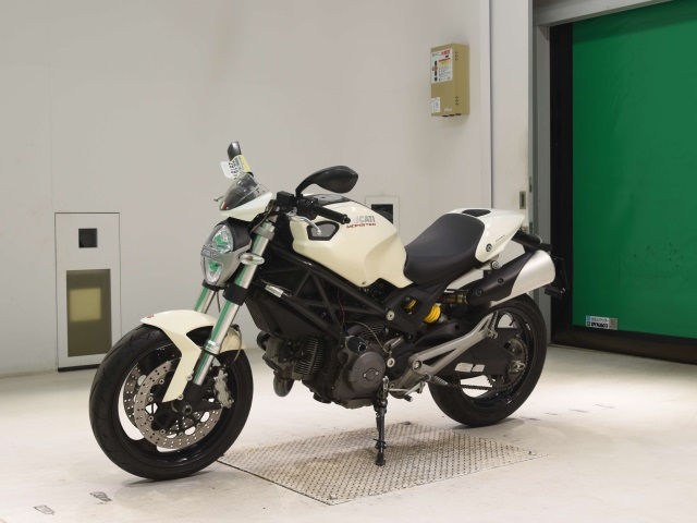 Прев'ю: DUCATI MONSTER 696 Art. 4236