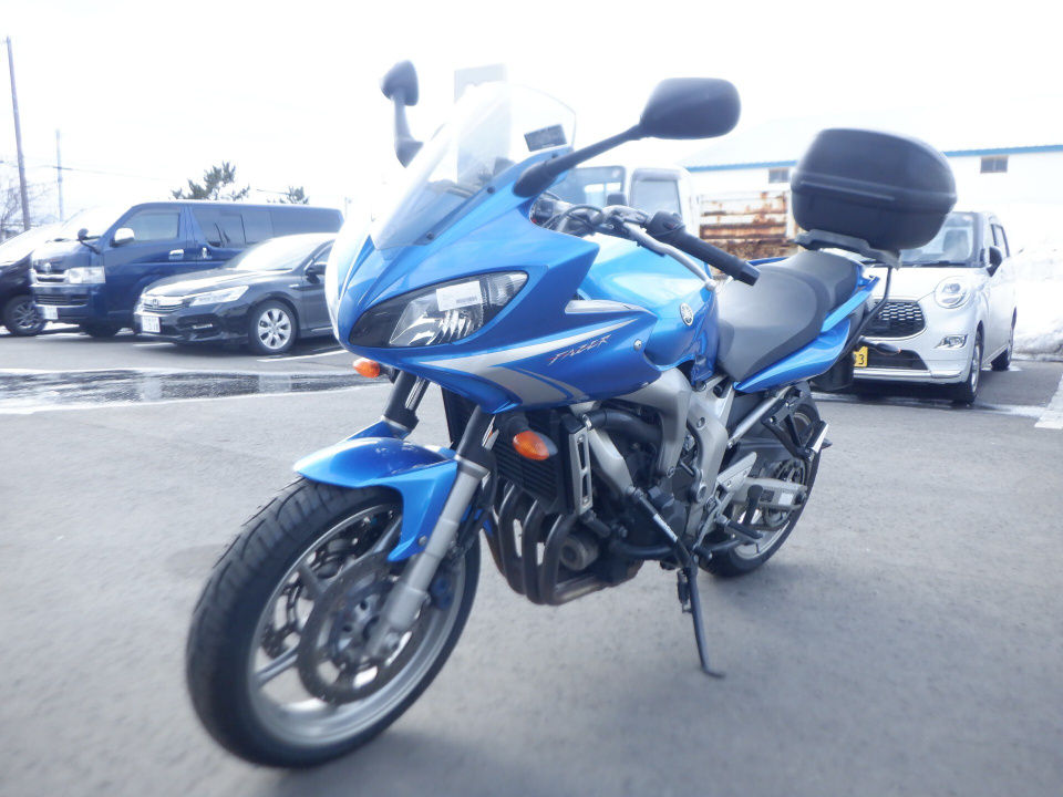 Прев'ю: Yamaha FZ6-S Art. 8539