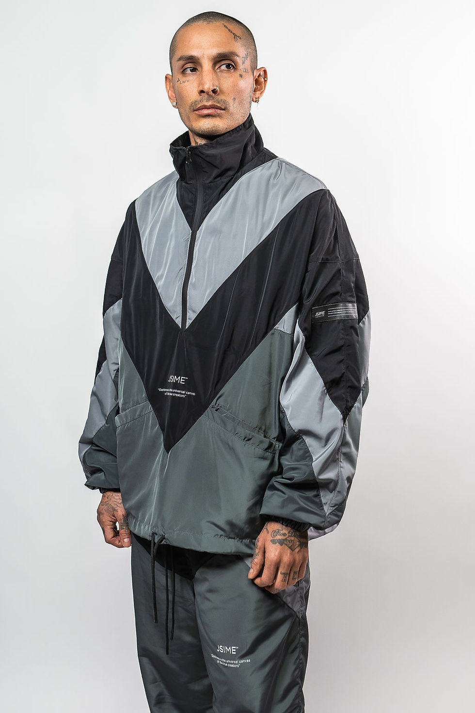 Thumbnail: Model wearing anorak standing