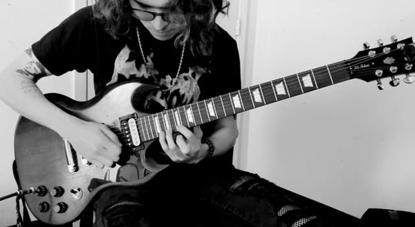  Online Guitar Lessons | Interactive & Fun Learning Experience | Virtual Guitar lessons | Online or in person guitar lessons at our studio| Los Angeles | Dallas | Austin | New York| New England 
