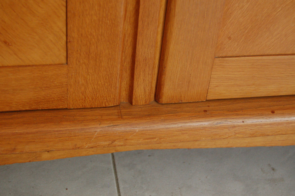 Miniature : VENDU/Armoire vintage chêne blond massif 60s 2 portes