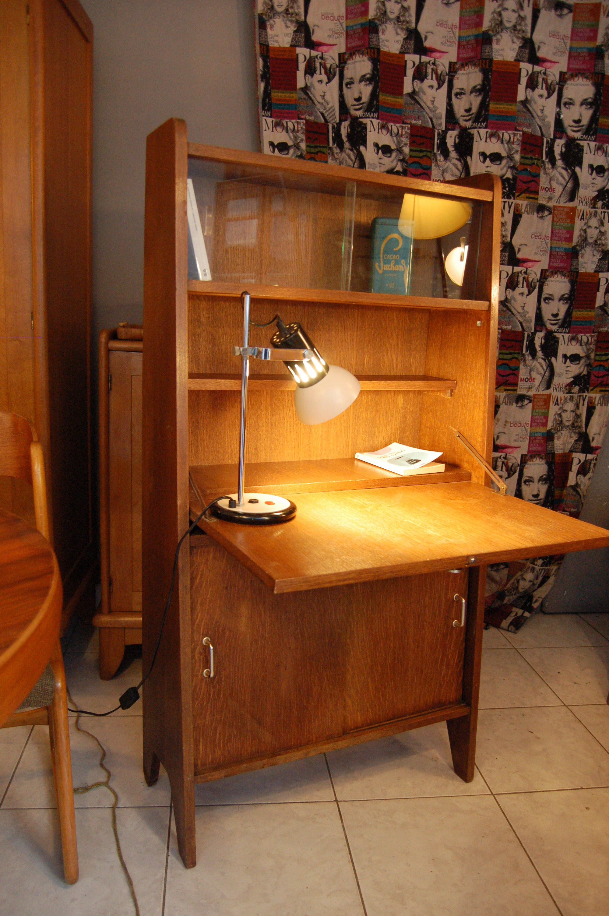 VENDU/Secrétaire vintage forme aileron bureau années 60 chêne