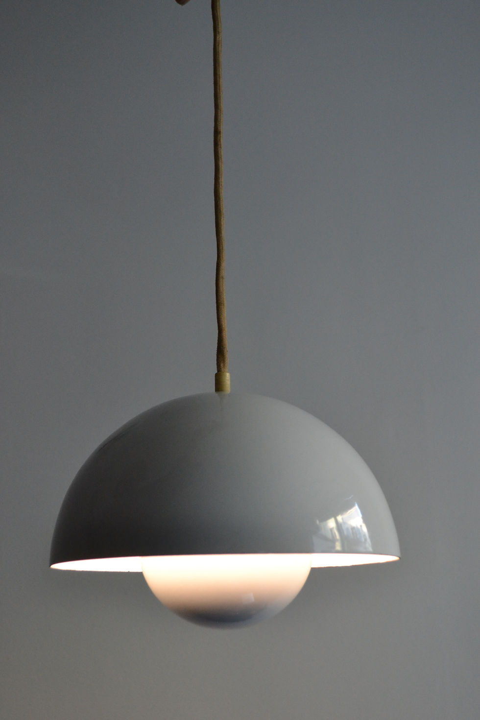 Miniature : VENDU/Suspension Flowerpot de Verner Panton édition Louis Poulsen années 60