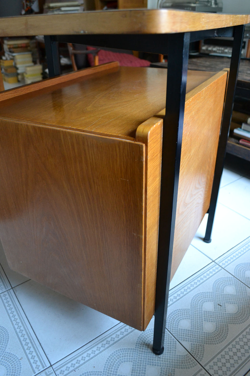 Miniature : VENDU/Bureau moderniste deux caissons chêne 60s