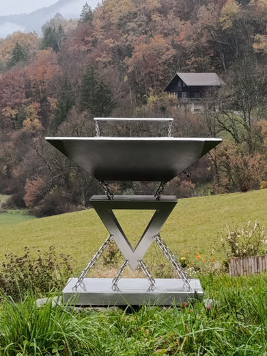 Brasero design contemporain Hypérion fabriqué à la main en Haute-Savoie
