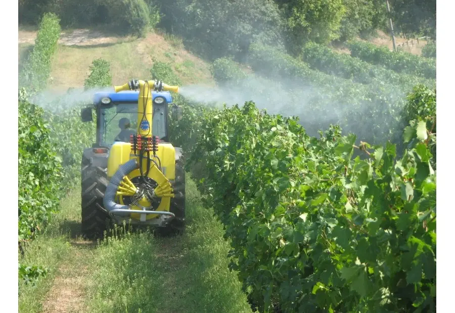 Thumbnail: Caffini Pneumatic Booster Reset Sprayer