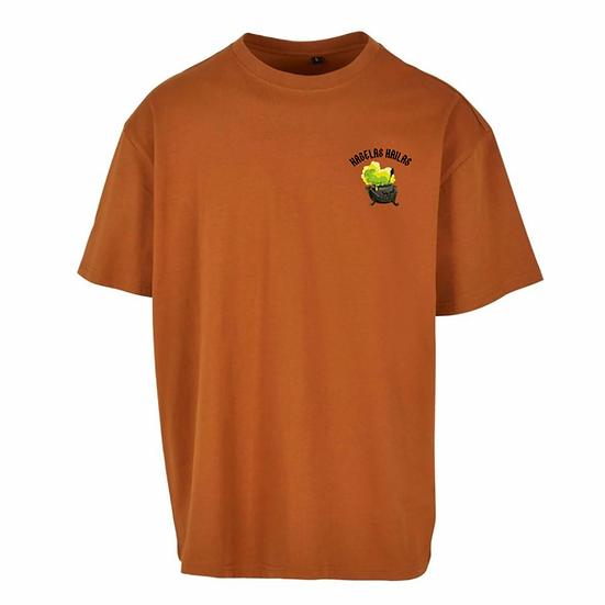 oversize shirt in Toffee farbe 
hexen kessel mit  grüner schaum an der linke brust 