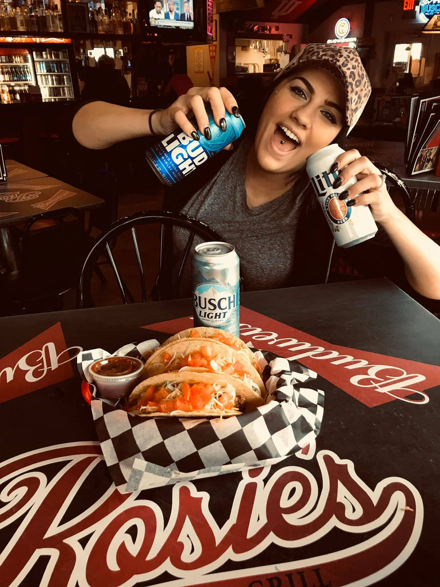 Rosie's Sports Bar & Grill