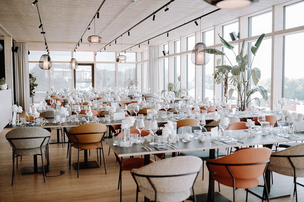 Modern, Hochzeit, stylisch, luxury, Florist, Tonwerk, Dorfen, Noah, Rooftop, heiraten, Hochzeit, wedding