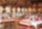 Florale Hochzeitsdekoration in der Location Landgasthaus zur Linde – Stadl / Scheune / Gutshof in Oberbayern