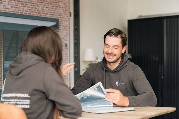 Zonwering-winkel Showroom 150.jpg