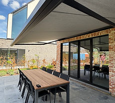 Zonneschermen - knikarmschermen | Zonwering-winkel BV | Lebbeke