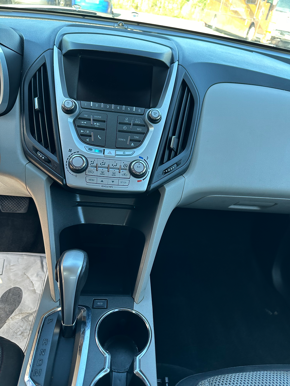 Thumbnail: 2015 CHEVROLET EQUINOX FWD 4C 4D SUV LT