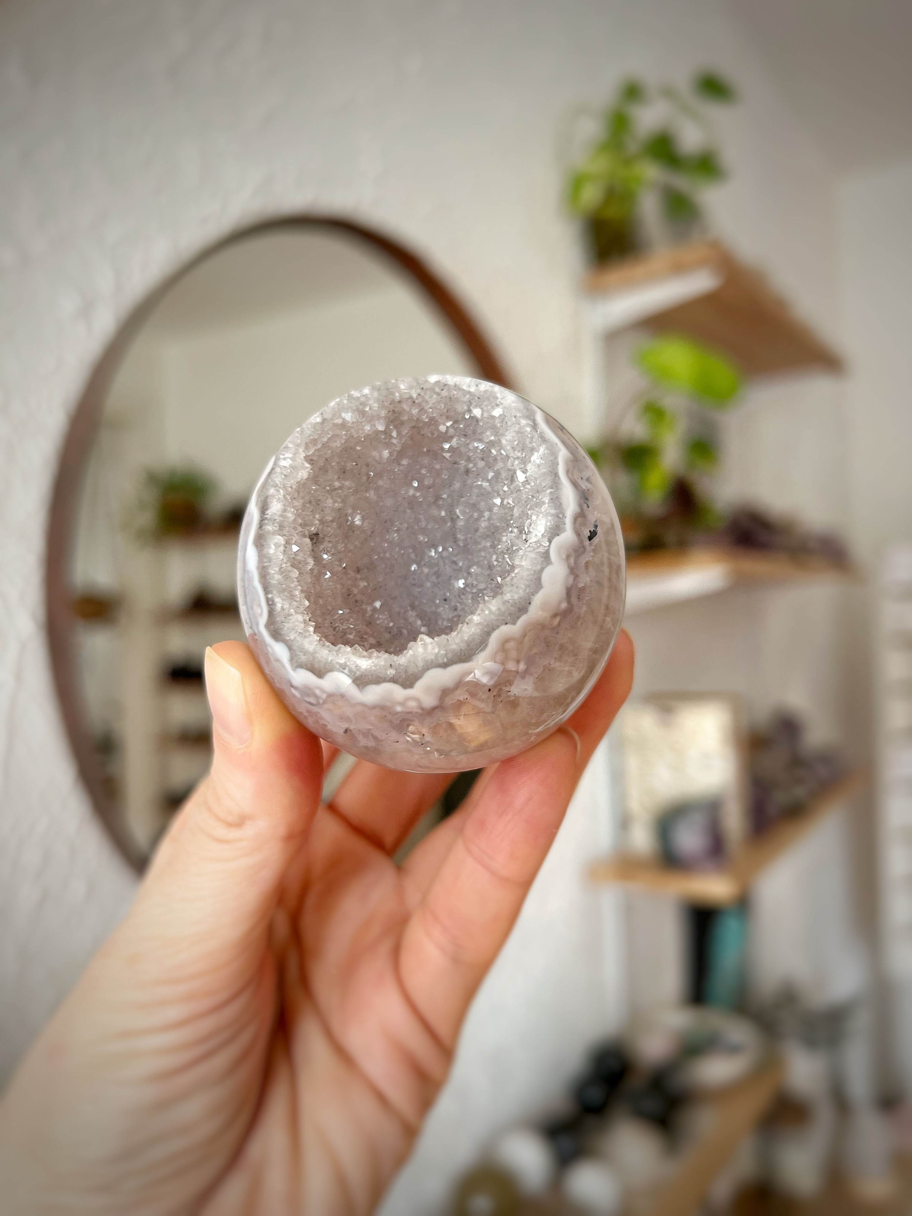 Esfera de Ágata NATURAL con Cavidad Cristalina | 6 cm