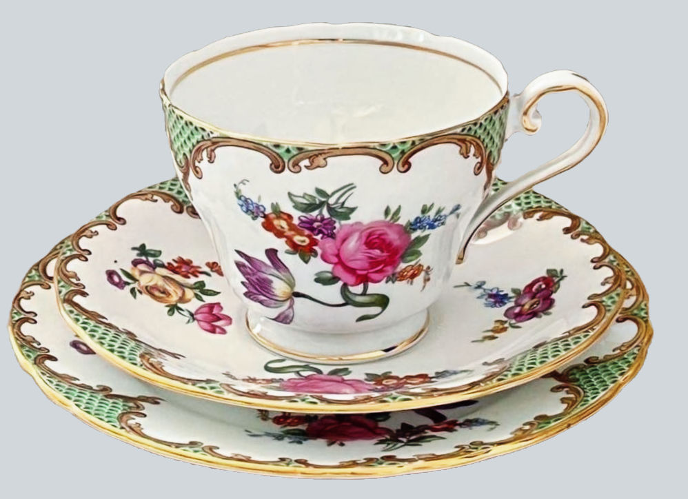 Aynsley tea trio set