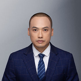 黄总 拷贝.jpg