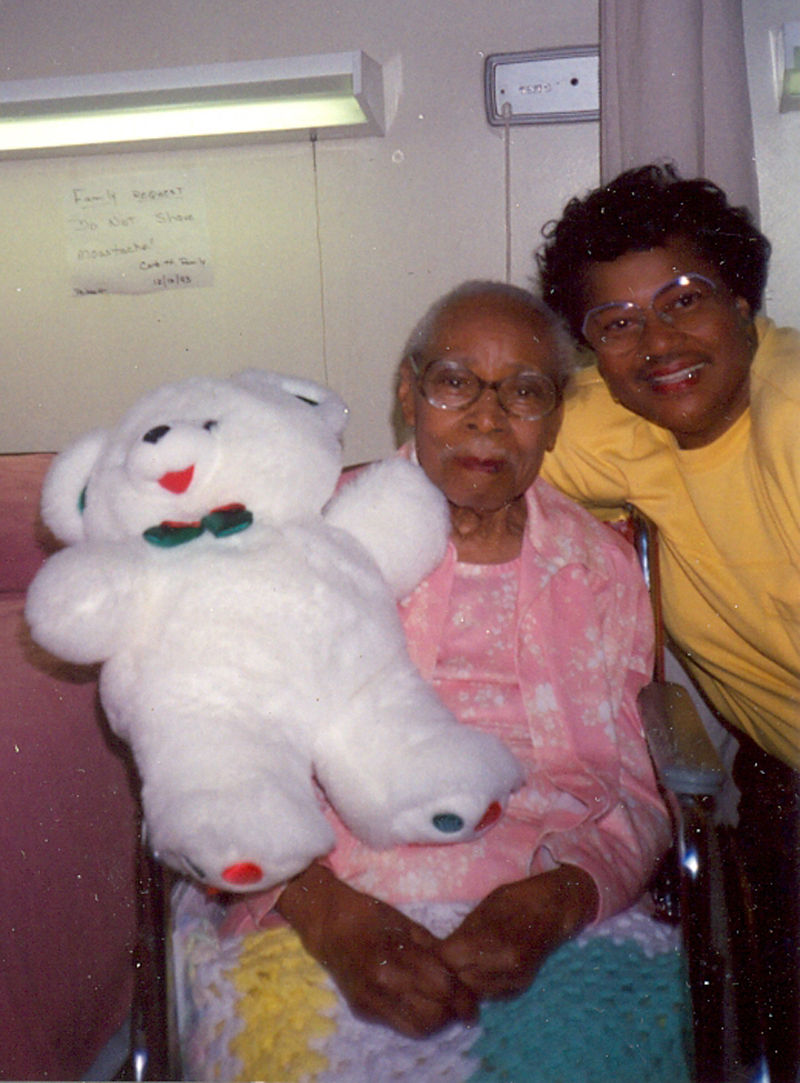 Great Grandma Lillie and Aunt Seenie